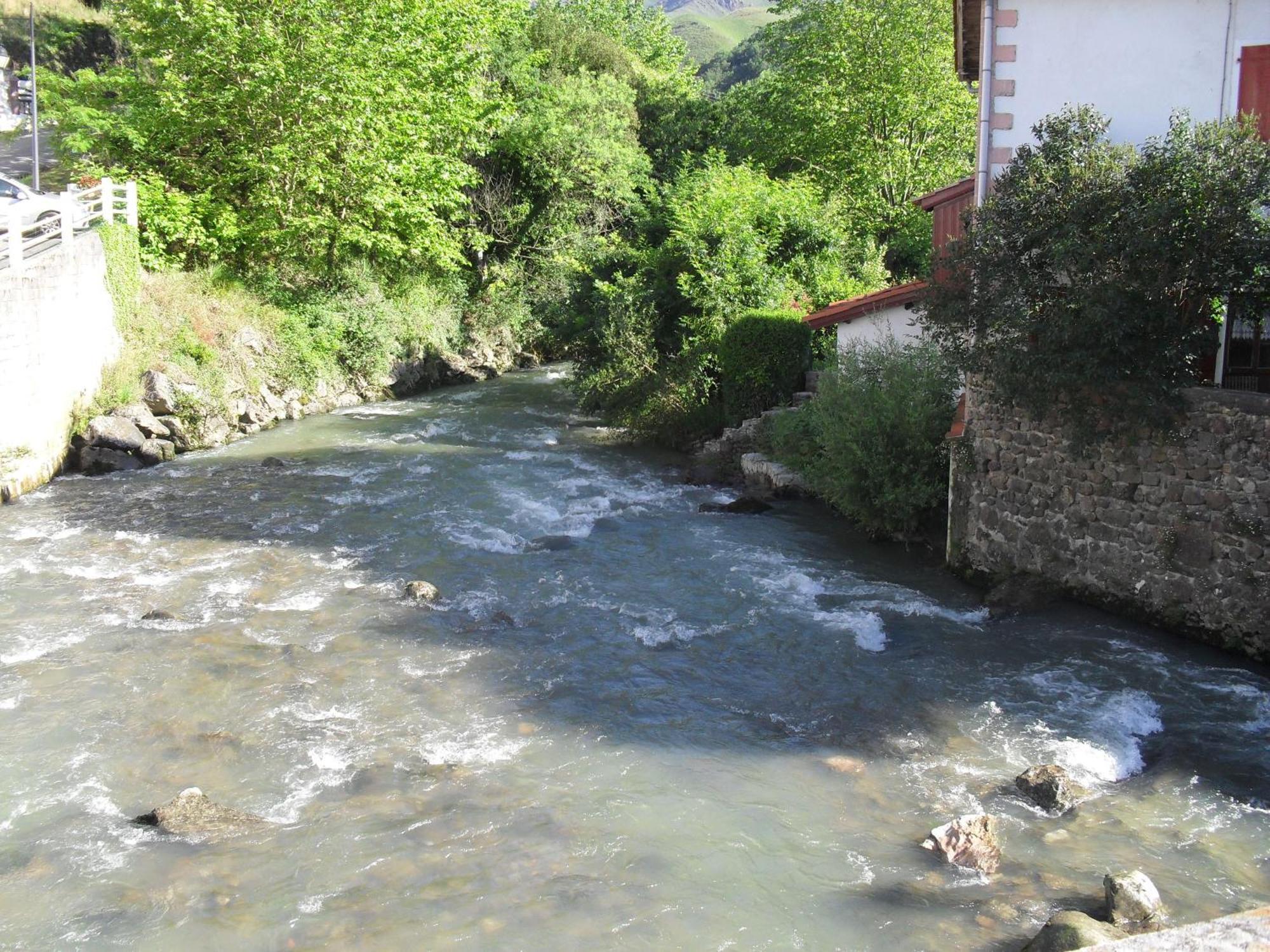 Logis Andreinia&cabanes Hotel Estérençuby