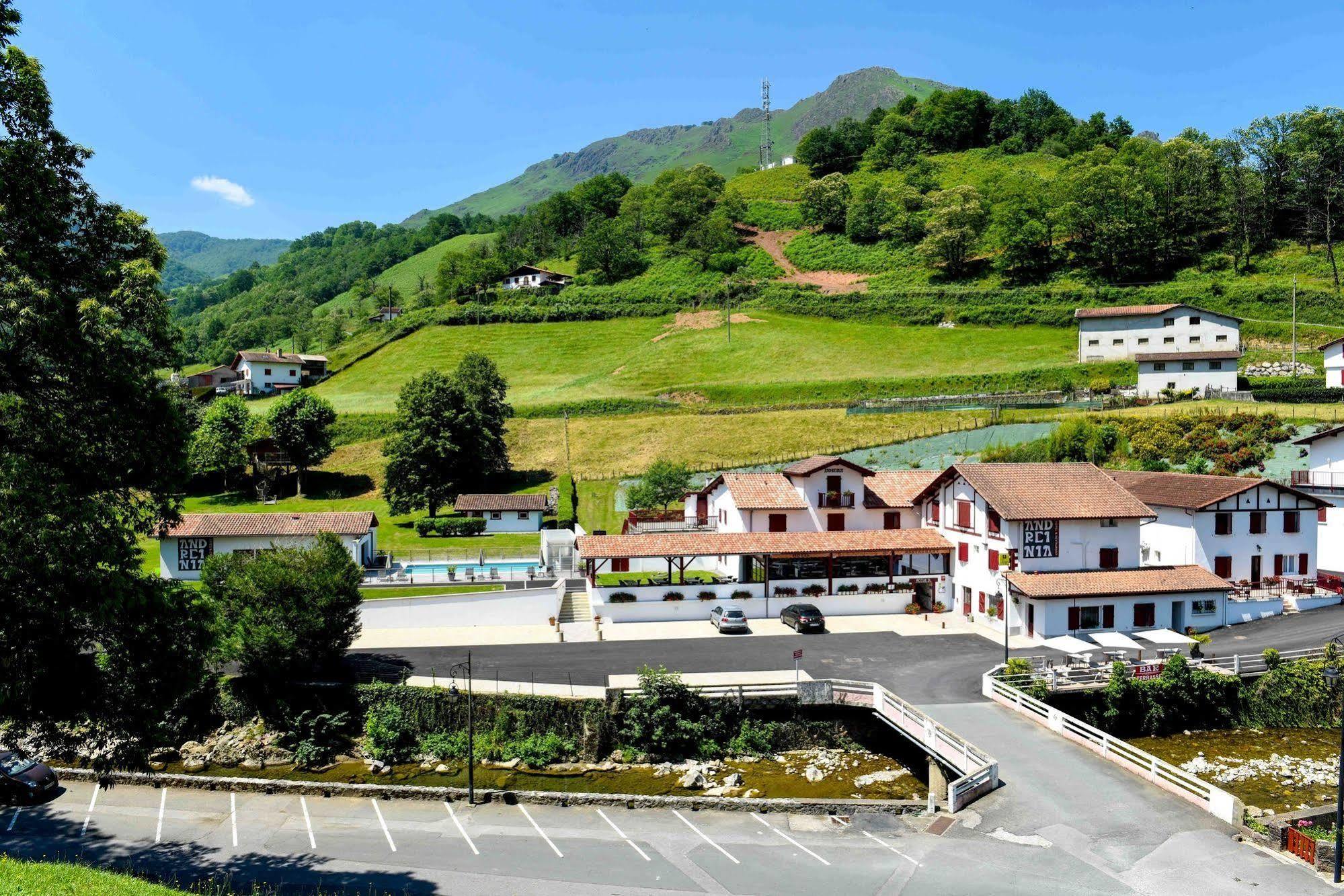 Logis Andreinia & Hotel 2*